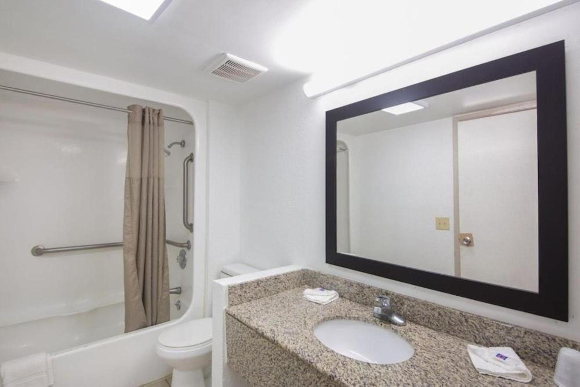 Oyo Hotel Baton Rouge East I-12 Louisiana Luaran gambar